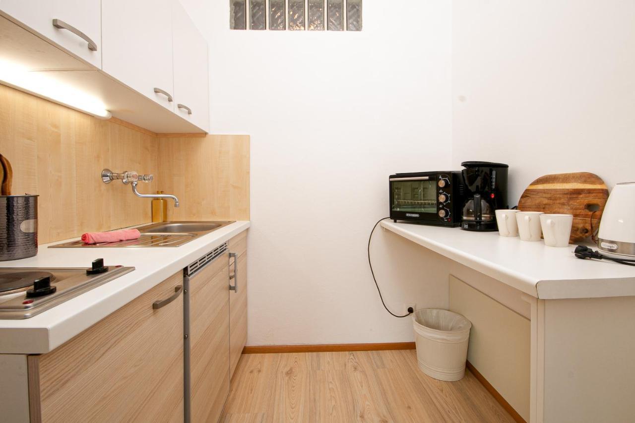 Schickes Boutique-Apartment, Zentral In Messe-& Bahnhofsnaehe, Sehr Ruhig & Gratis Parkplatz - Happystay Klagenfurt am Woerthersee Exterior foto